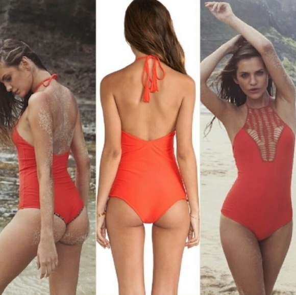 NEW Swimsuit - Picture 1 of 4